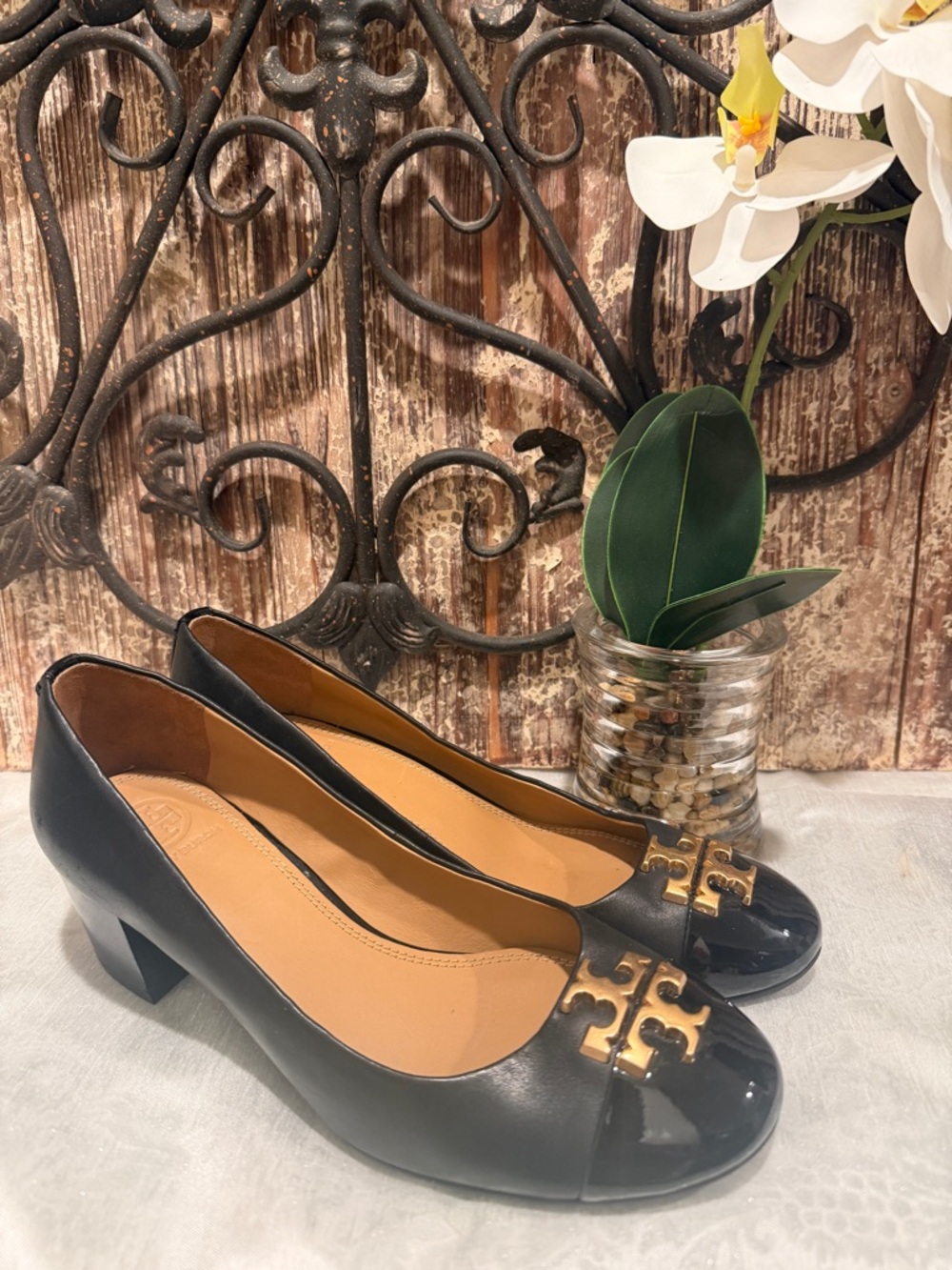Tory Burch Everly Cap Toe Pump shoes 7 like new
